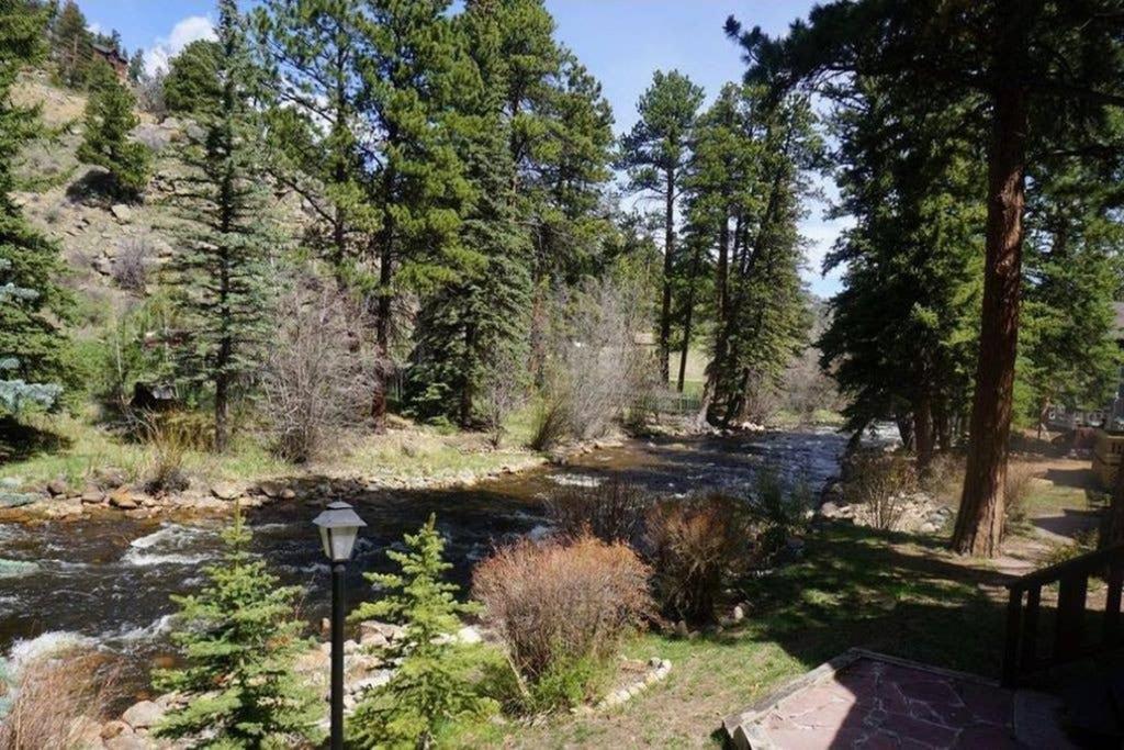 Villa Riverfront Mountain Retreat Estes Park